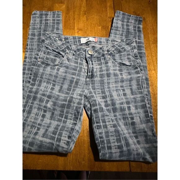 Cabi womens stretch gray plaid skinny jeans style 3047 Low Rise Size 2 GUC - Picture 3 of 9